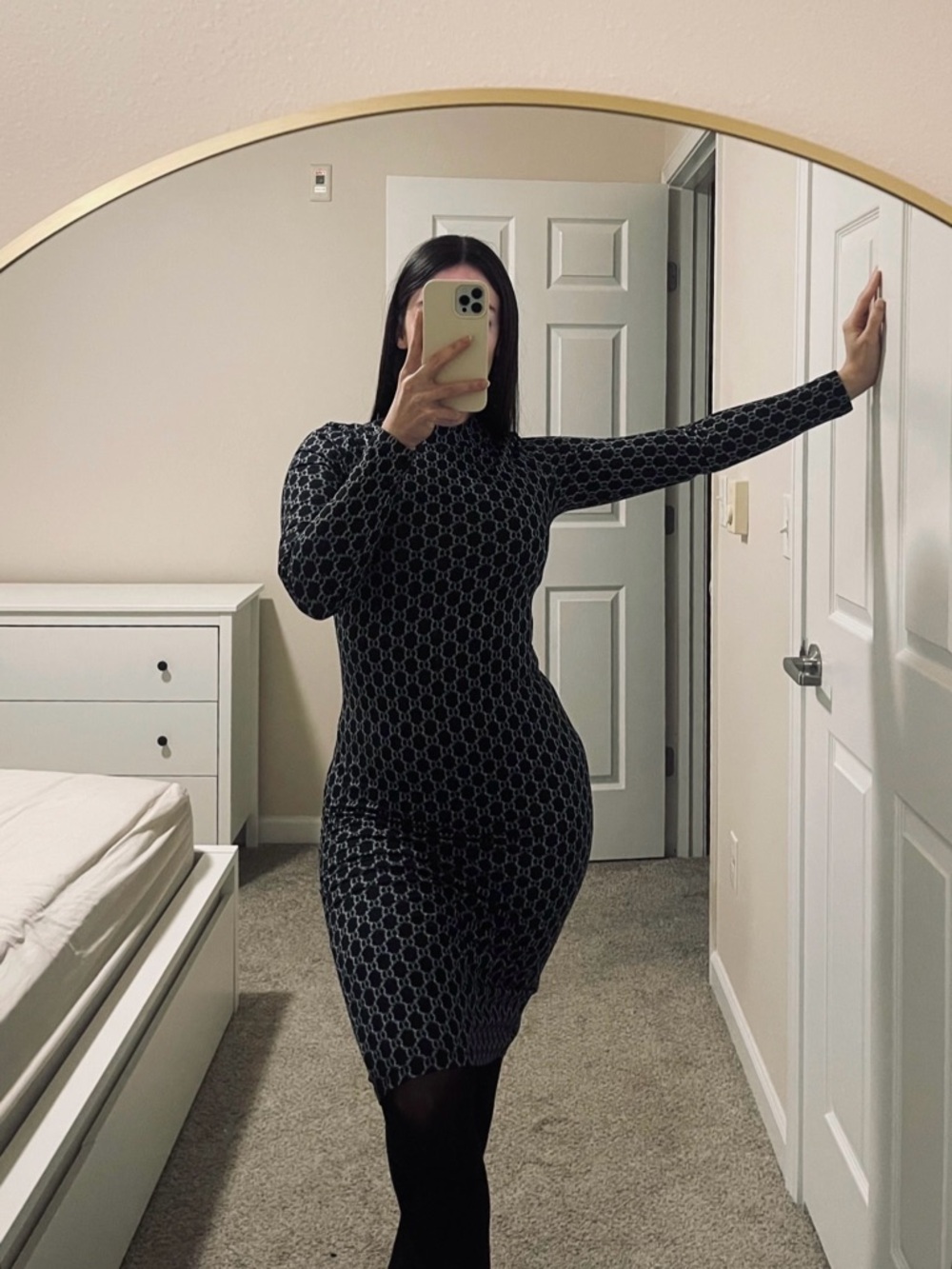 Long-Sleeve Body-con Dress